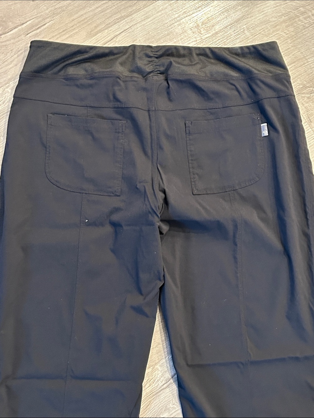 MOUNTAIN HARDWARE | Women’s Pants - Picture 4 of 6